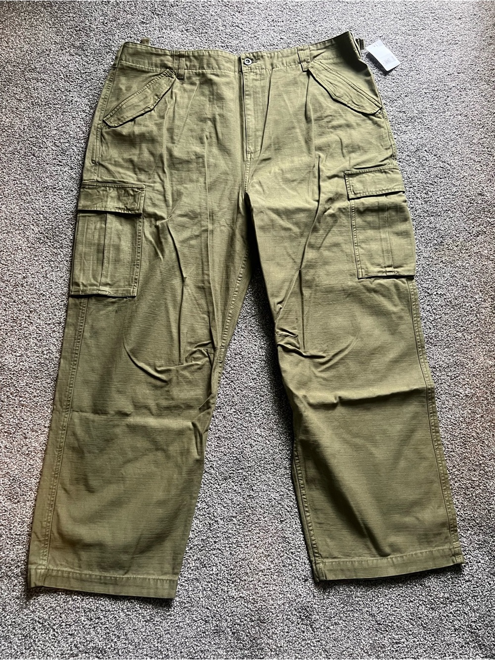 Lucky Brand Men's Olive Cargo Pants - Durable Utility Trousers 42w